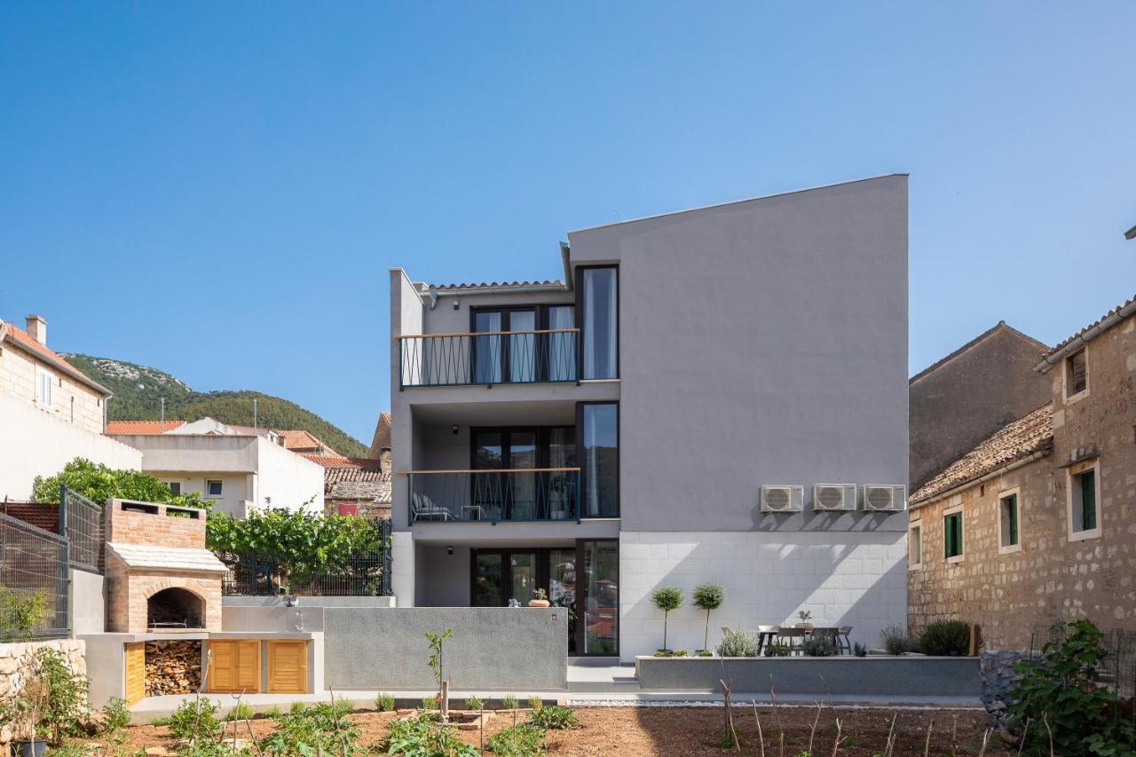 Residence The One - New Komiža Εξωτερικό φωτογραφία