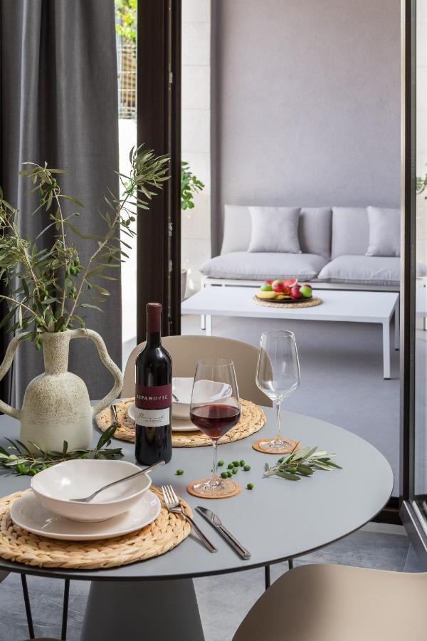 Residence The One - New Komiža Εξωτερικό φωτογραφία